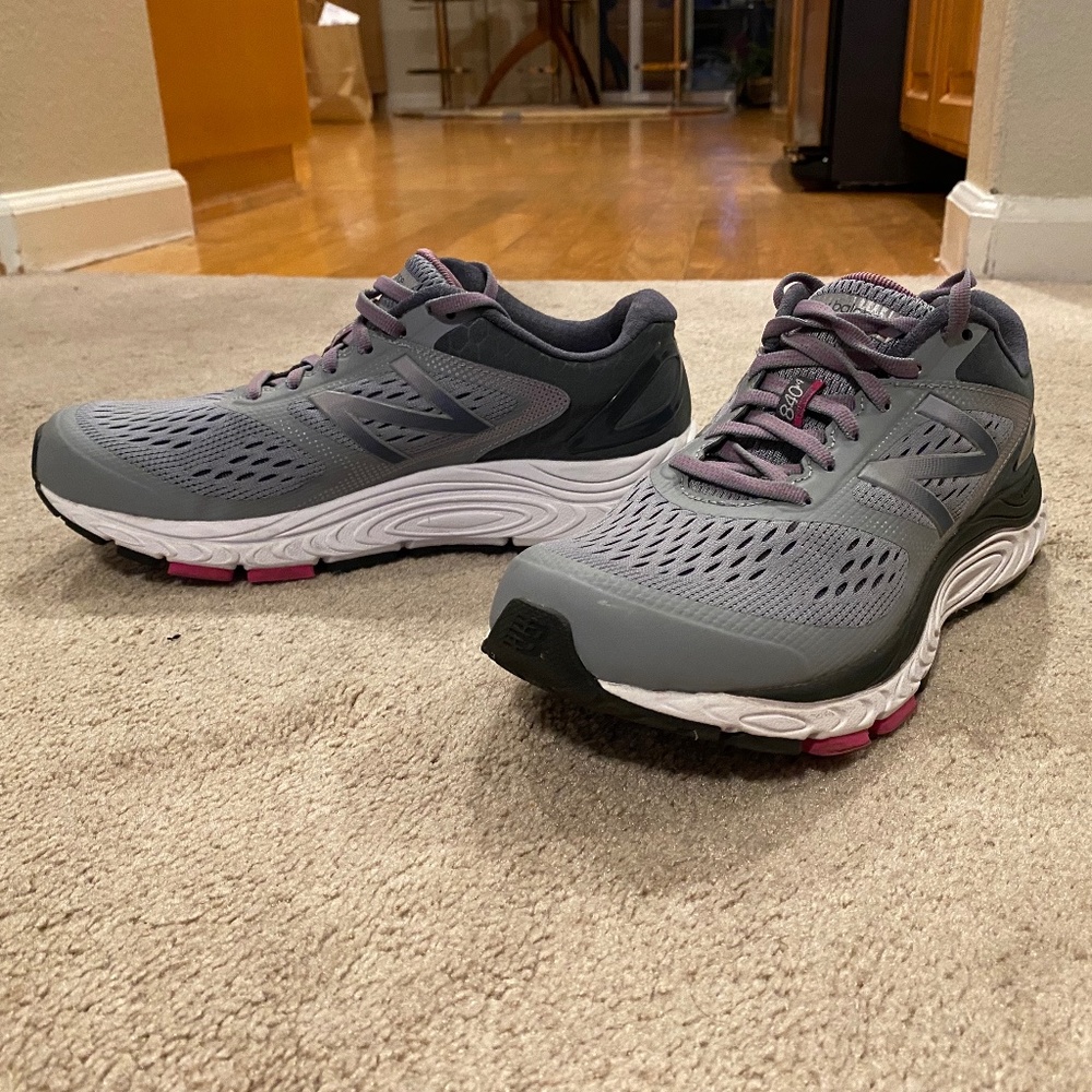 New Balance 840V4 Grey & Purple Sneakers/ Running Shoes - Women's Size 9